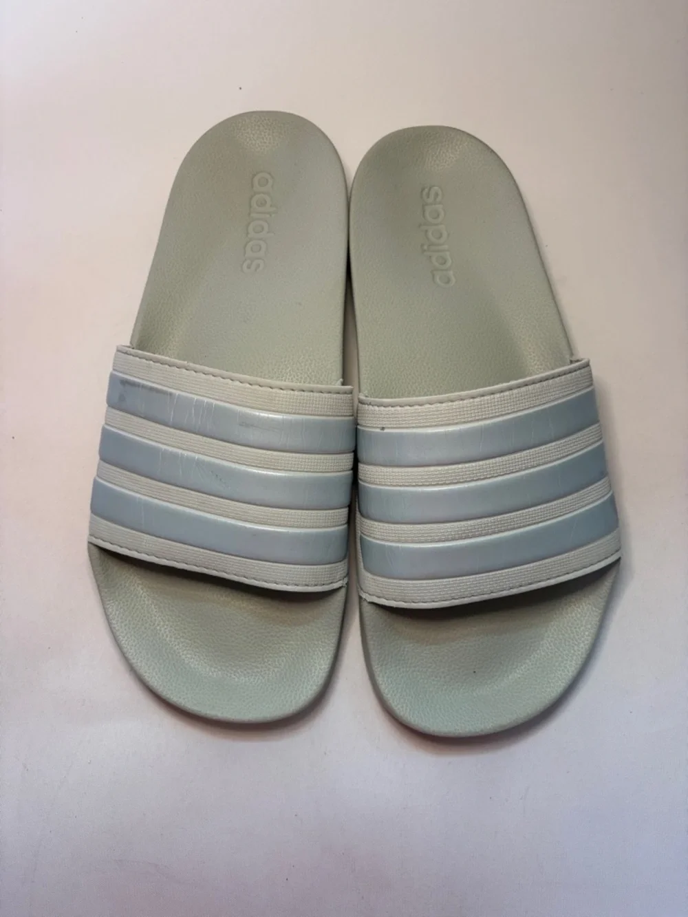 adidas Adilette Comfort Slides Men’s 8 Women’s‎ 10